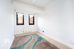 Photo 18- click for photo gallery